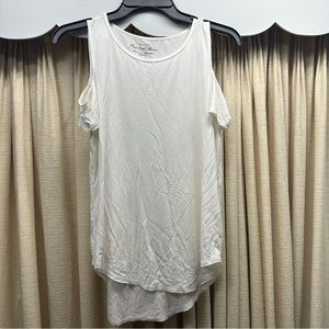 Cut-out Shoulder Top